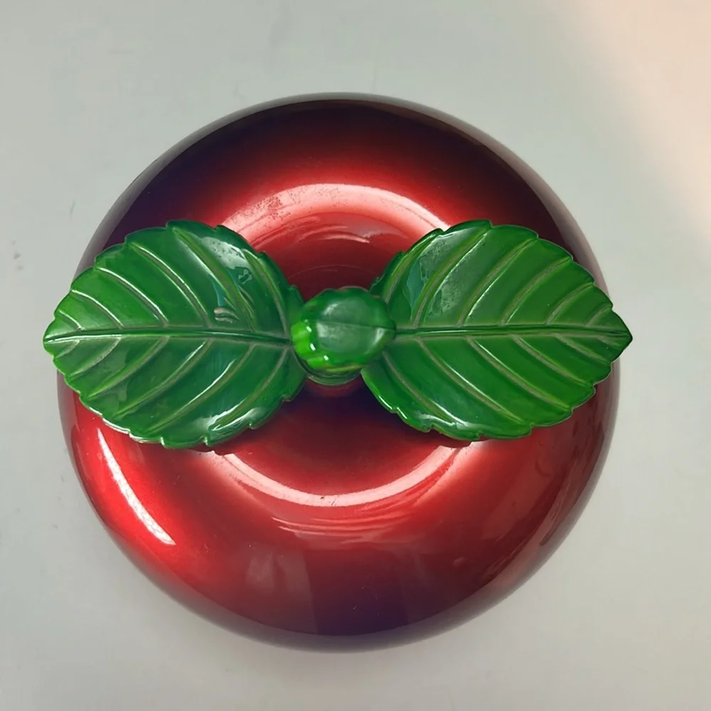 Red Apple-Shaped Container - Picture 4 of 5
